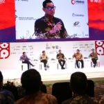 Direktur Utama PLN, Darmawan Prasodjo memberikan aparan dalam acara Stated-Owned Enterprises (SOE) International Conference, di Bali, Selasa (18/10/2022). (Foto: Istimewa)