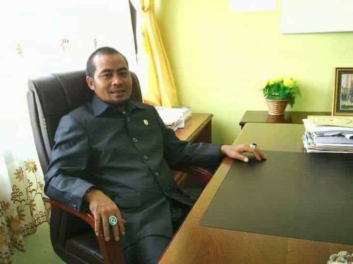 Pencon, mantan Anggota DPRD Melawi periode 2014-2019 yang terpilih menjadi Kepala Desa Bora. (Foto: Bahrum Sirait)