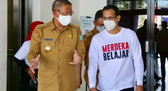 Gubernur Kalimantan Barat, Sutarmidji menerima kunjungan Mendikbudristek RI, Nadiem Makarim. (Foto Disdikbud For KalbarOnline.com)