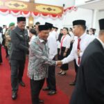 Sekda Kapuas Hulu, Mohd Zaini menghadiri pelantikan dan bimtek panwaslu, di Gedung DPRD Kabupaten Kapuas Hulu, Jumat (28/10/2022). (Foto: Ishaq)