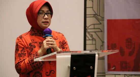Lismaryani memberikan kata sambutan pada acara Musprov ke-XIII tahun 2022 Palang Merah Indonesia (PMI) Kalbar. (Foto: Biro Adpim For KalbarOnline.com)