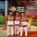 Para atlet cabor tarung derajat Kapuas Hulu berhasil meraih medali pertamanya di Porprov Kalbar ke-XIII tahun 2022. (Foto: Ishaq)