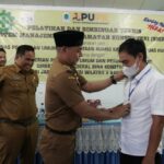 Wakil Bupati Kapuas Hulu Buka Bimtek Sistem Manajemen Keselamatan Konstruksi Tahun 2022 6