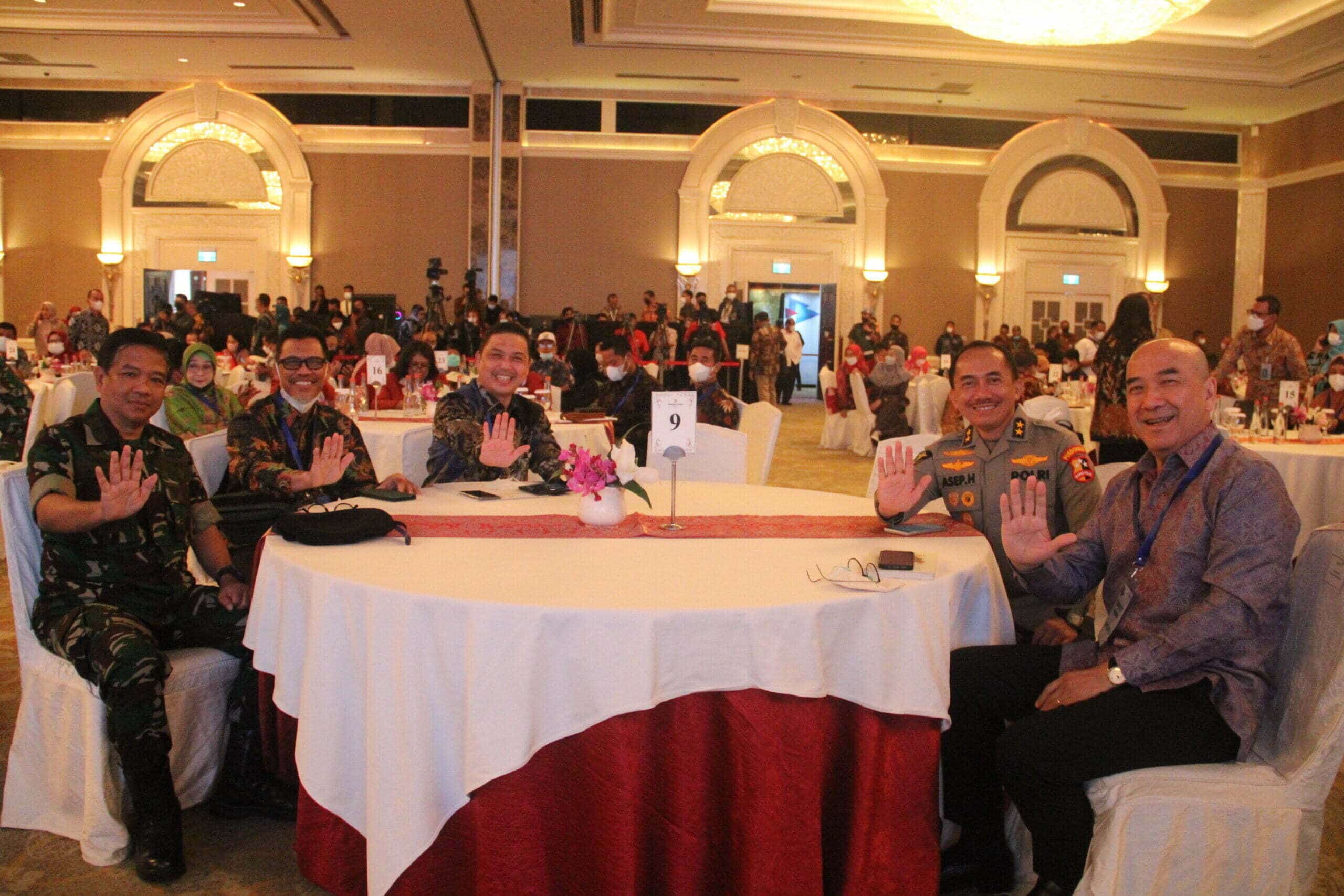 Wakil Gubernur Kalimantan Barat, Ria Norsan menghadiri Forum Nasional Stunting, di Ballroom Shangri-La Hotel, Selasa (06/12/2022). (Foto: Biro Adpim For KalbarOnline.com)