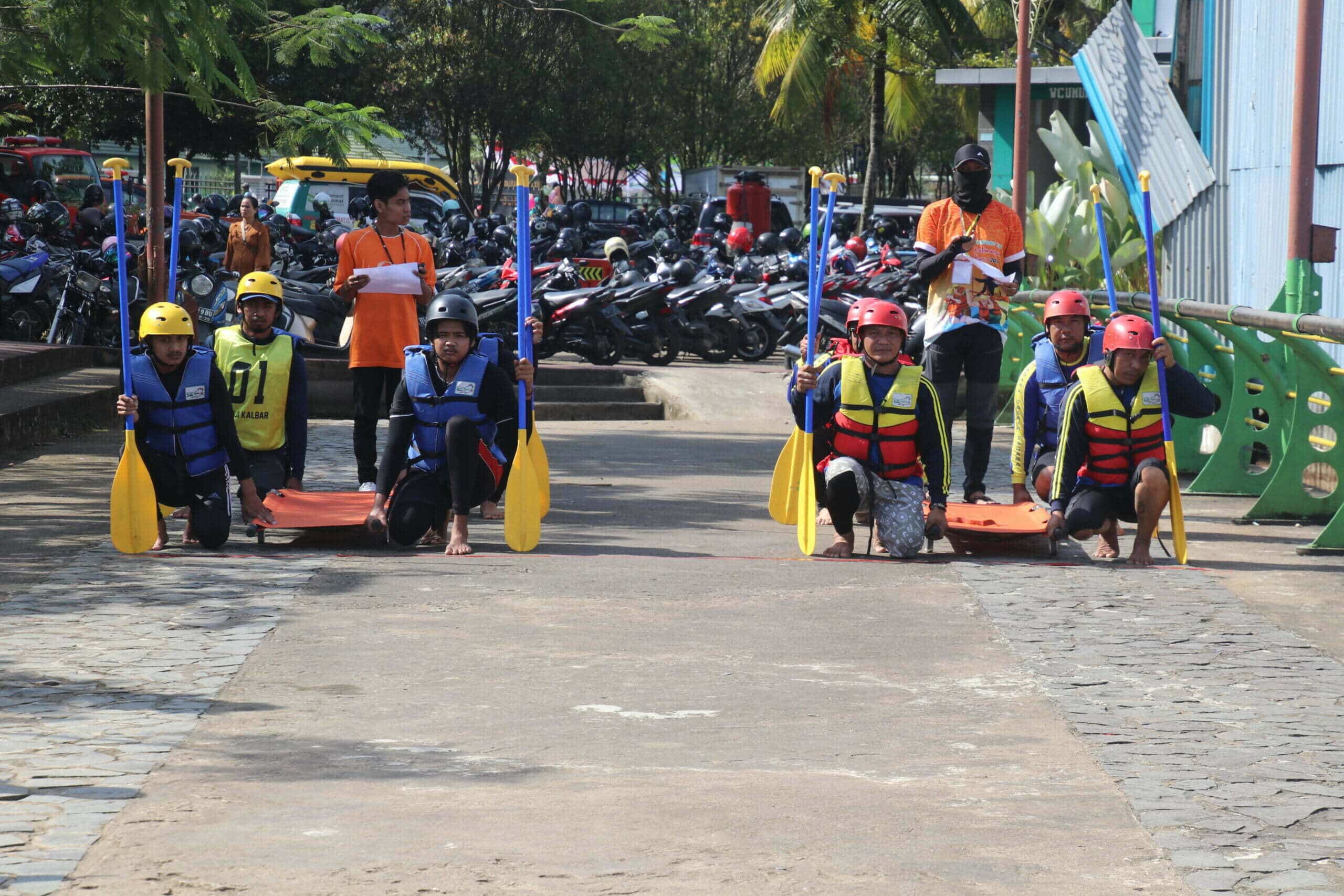 Peserta Kompetisi Ketangkasan Relawan Kalimantan Barat Tahun 2023. (Foto: Biro Adpim For KalbarOnline.com)