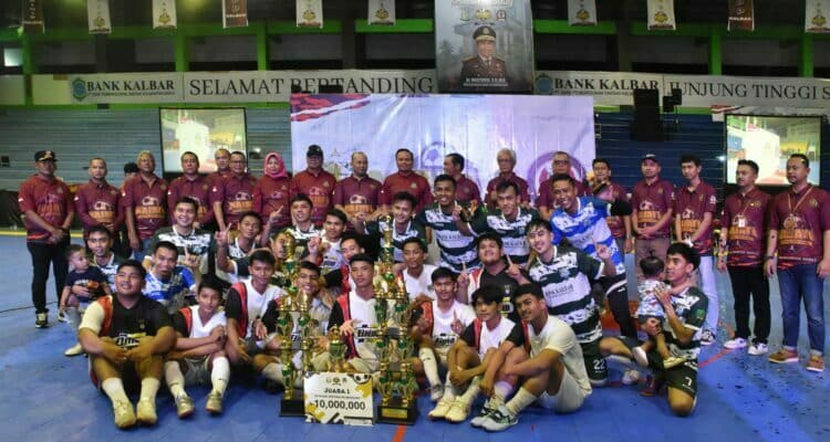 Grand Final Kajati Futsal Cup 2023 di Gedung Olahraga Pangsuma Pontianak, Minggu (29/01/2023) malam. (Foto: Biro Adpim For KalbarOnline.com)