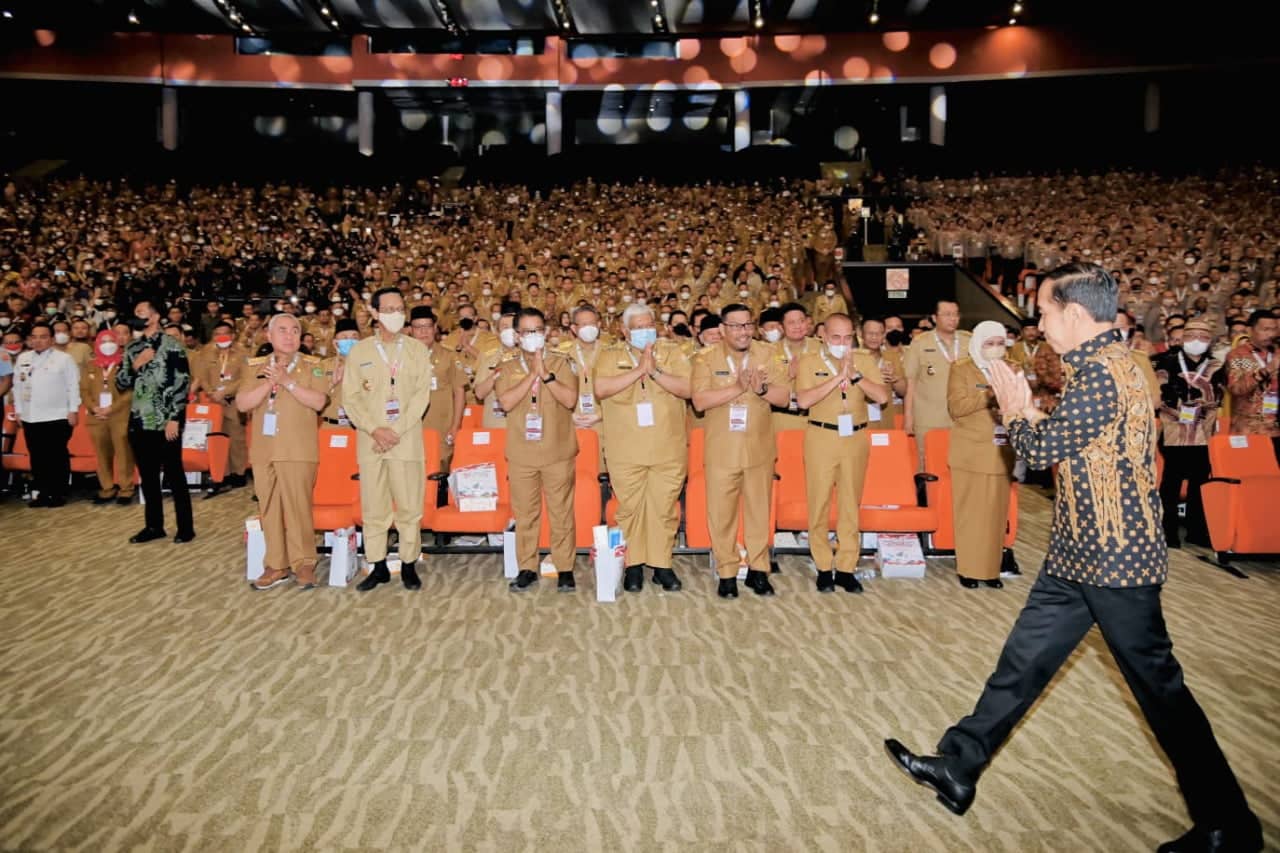 Presiden RI, Joko Widodo (Jokowi) menghadiri Rapat Koordinasi Nasional (Rakornas) Kepala Daerah dan Forkopimda di Sentul International Convention Center (SICC), Sentul, Kabupaten Bogor, Jawa Barat, Selasa (17/1/2023). (Foto: Prokopim For KalbarOnline.com)