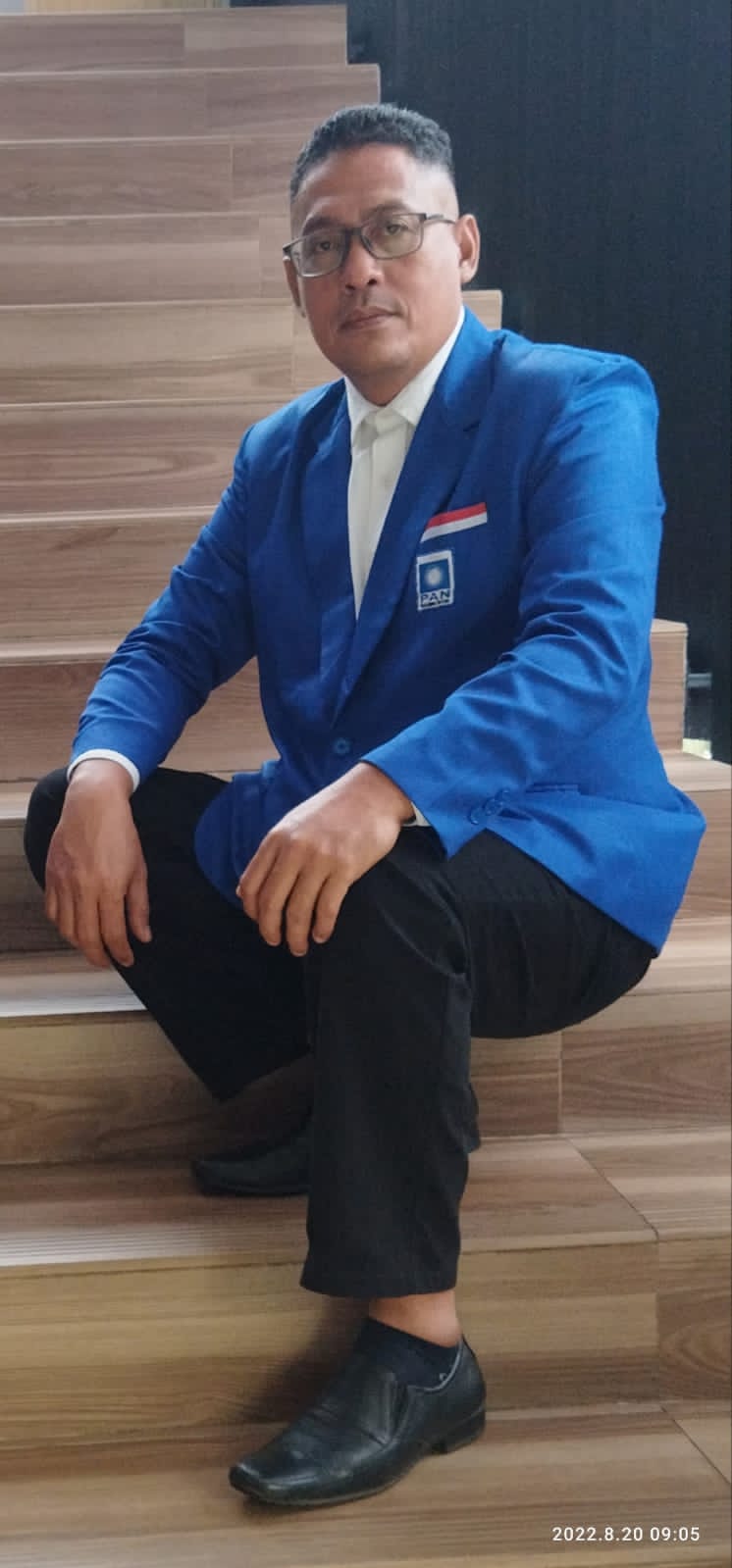 Kusmawadi, tokoh pemuda Kecamatan Kendawangan dan sekaligus calon legislatif DPRD Kabupaten Ketapang dari Partai Amanat Nasional (PAN). (Foto: Adi LC)