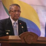 Gubernur Kalimantan Barat, Sutarmidji memberikan sambutan dalam acara Dies Natalis ke-3 UNOSO di Aula Hotel Mahkota Pontianak, Selasa (31/01/2023). (Foto: Biro Adpim For KalbarOnline.com)