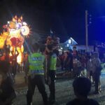 Pawai lampion, naga dan barongsai dalam rangka perayaan Cap Go Meh 2574 Kongzili tahun 2023 di Putussibau, Kabupaten Kapuas Hulu berjalan kondusif, Sabtu (04/02/2023) malam. (Foto: Ishaq)