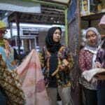 Srikandi PLN Dukung Pemberdayaan Perempuan Disabilitas melalui UMKM Teras Ecoprint 6