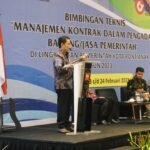 Wakil Wali Kota Pontianak, Bahasan membuka bimtek manajemen kontrak dalam pengadaan barang dan jasa pemerintah. (Foto: Kominfo/Prokopim For KalbarOnline.com)