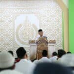 Gubernur Kalbar, Sutarmidji menyampaikan tausiyah di Masjid An-Naim Komplek Kantor Gubernur Kalbar. (Foto: Biro Adpim For KalbarOnline.com)
