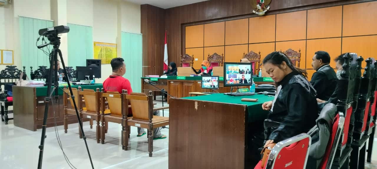 Sidang dengan terdakwa Dahlan Setiawan di Pengadilan Negeri Pontianak, Kamis (02/03/2023). (Foto: Jauhari)