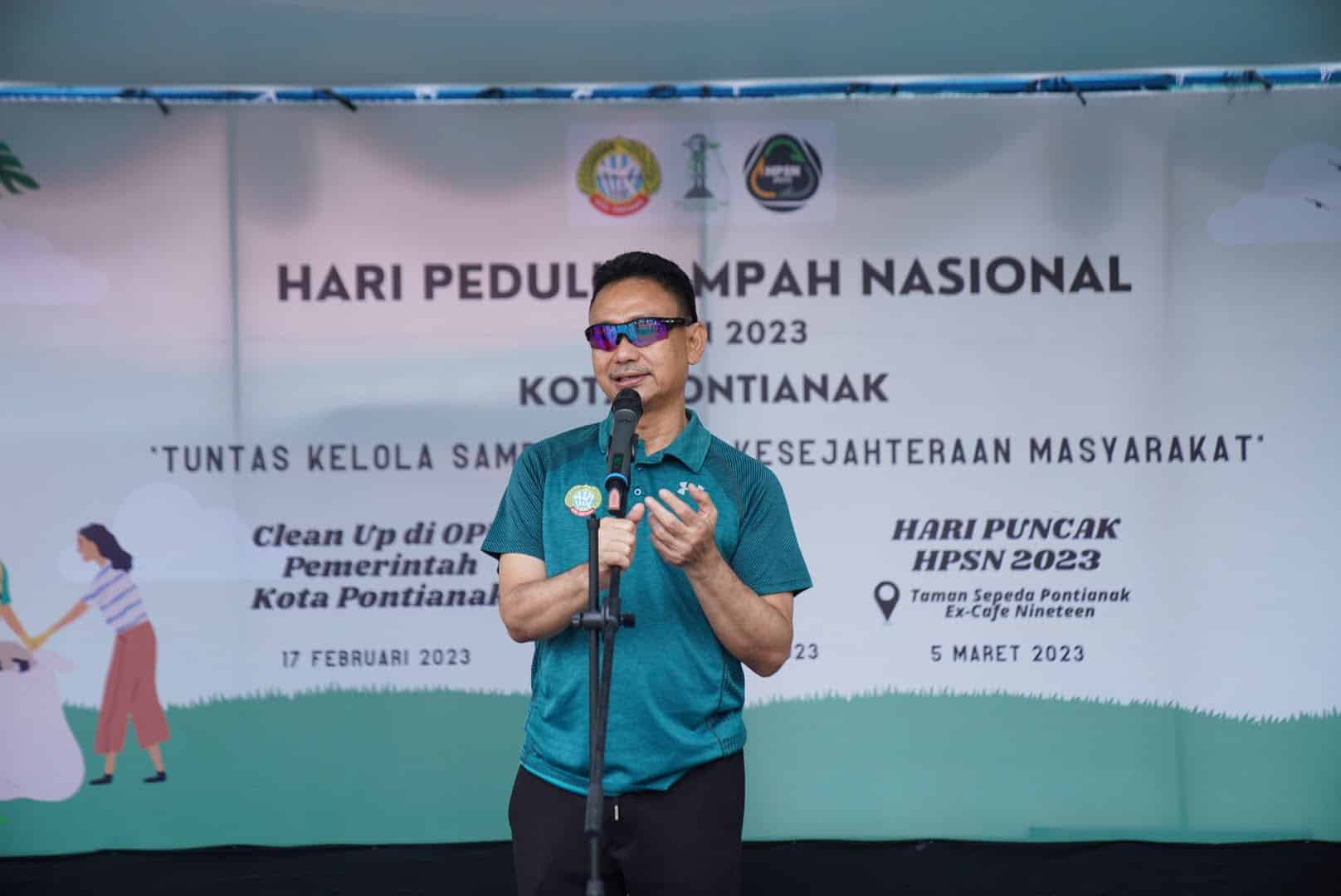 Wali Kota Pontianak, Edi Rusdi Kamtono memberikan sambutan pada peringatan Hari Peduli Sampah Nasional (HPSN) 2023. (Foto: Prokopim For KalbarOnline.com)