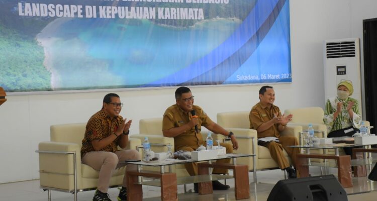 FGD bersama Tim Penelitian ITB di Aula Istana Rakyat, Sukadana, Senin (06/03/2023). (Foto: Prokopim)