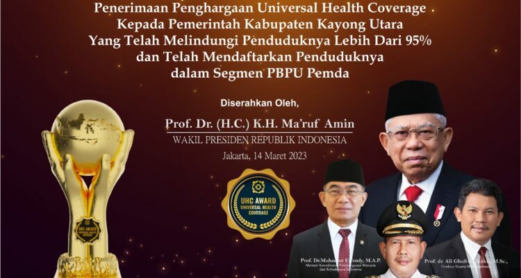 Penghargaan Universal Health Coverage (UHC/Cakupan Kesehatan Semesta) Award 2023, diberikan kepada Bupati Kayong Utara, Citra Duani. (Foto: Istimewa)