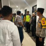 Kapolres Kubu Raya, AKBP Arief Hidayat memimpin langsung Operasi Pekat Kapuas 2023 dengan melakukan razia di beberapa hotel dan penginapan yang berada di Kabupaten Kubu Raya, Sabtu (25/03/2023) malam. (Foto: Humas Polres Kubu Raya)