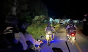 Giat patroli reaksi cepat Sat Samapta Polres Kapuas Hulu, Senin (27/03/2023) malam. (Foto: Ishaq)
