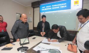 Penandatanganan Penetapan Lokasi Pembangunan SUTT 150kV Kariangau - GIS 4 IKN, Rabu (12/04/2023). (Foto: PLN)