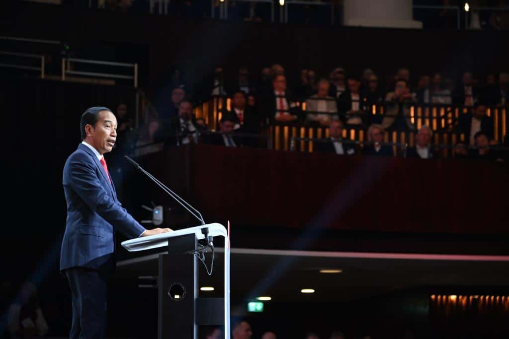 Presiden RI, Joko Widodo (Jokowi) memberikan sambutan pada pembukaan pameran teknologi terbesar dunia Hannover Messe 2023 di Kota Hannover, Jerman (16/04/2023). (Foto: PLN)