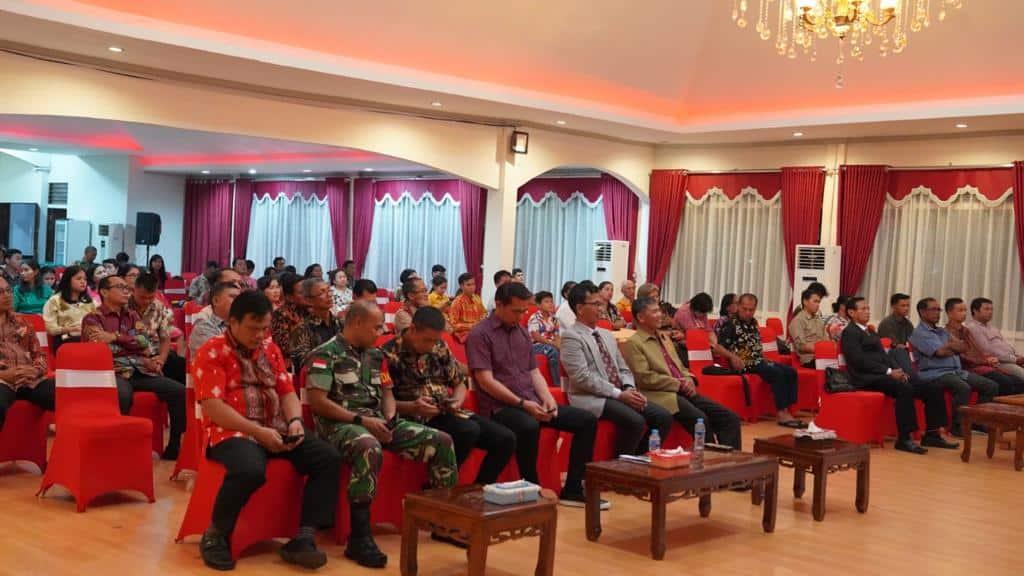 Suasana acara Paskah bersama PGPI Kabupaten Kapuas Hulu di Aula Rumah Jabatan Dinas Bupati Kabupaten Kapuas Hulu, Sabtu (29/04/2023). (Foto: Ishaq)