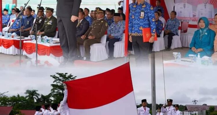 Pelaksanaan upacara Harkitnas ke-115 tahun 2023 di Lapangan Gor Uncak Kapuas, Senin (22/05/2023). (Foto: Ishaq)