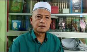 Ketua MUI Kecamatan Sandai, Ustadz H Uti Kusairi. (Foto: Adi LC)
