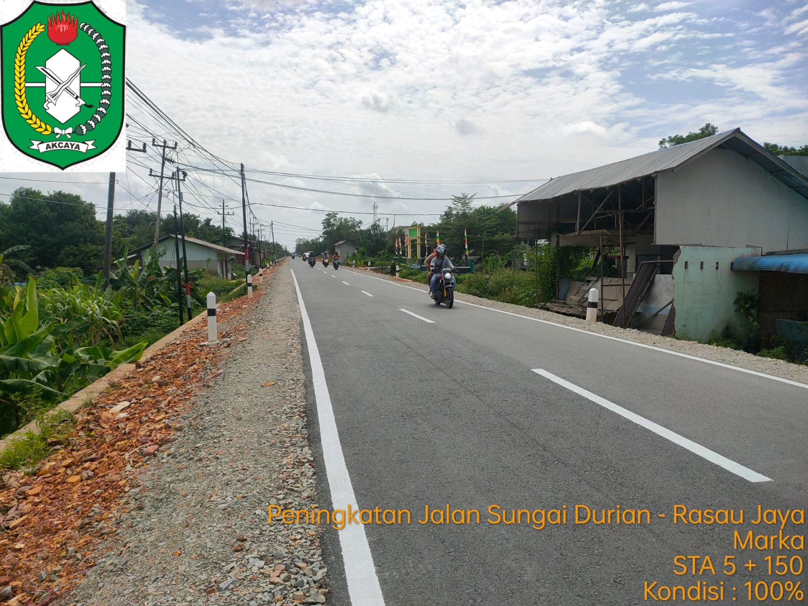 Jalan Provinsi Sungai Durian - Rasau Jaya di Kabupaten Kubu Raya. (Foto: PUPR)