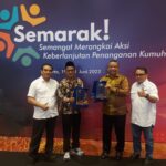 Kedua penghargaan Kotaku Award 2023 diterima di Hotel Bidakara Jakarta, Rabu (21/06/2023). (Foto: Indri)