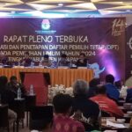 Rapat Pleno Terbuka Rekapitulasi dan Penetapan Daftar Pemilih Tetap (DPT) di Pemilihan Umum (Pemilu) tahun 2024, tingkat Kabupaten Ketapang, Rabu (21/06/2023). (Foto Adi LC)