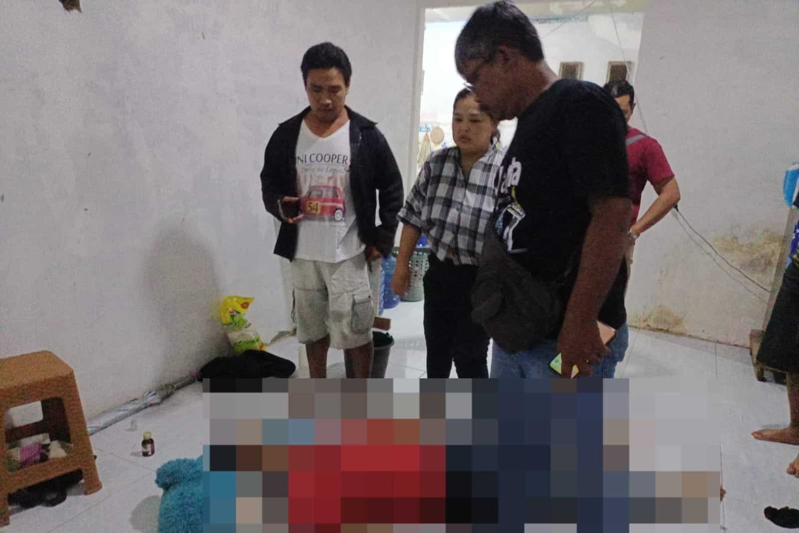 Korban bernama Amat (44 tahun), ditemukan tewas gantung diri pada Jumat, (07/07/2023) malam. (Foto: Polres Kubu Raya)