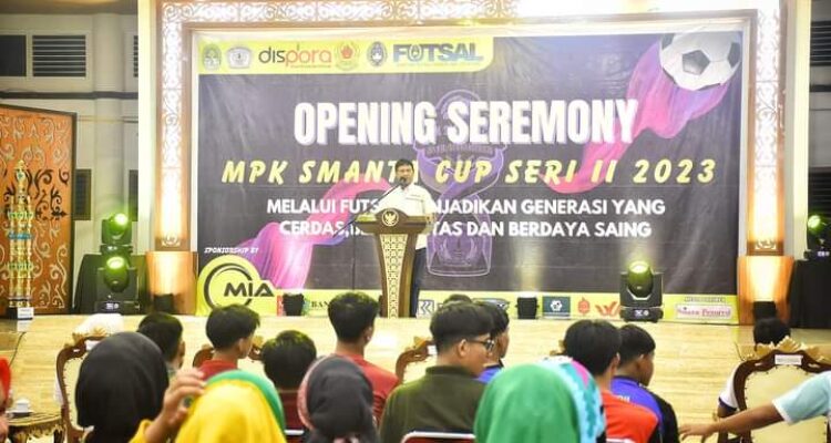 Wakil Bupati Ketapang, Farhan memberikan kata sambutan pada Opening Ceremony MPK Smanta Cup Seri II Tahun 2023. (Foto: Adi LC)