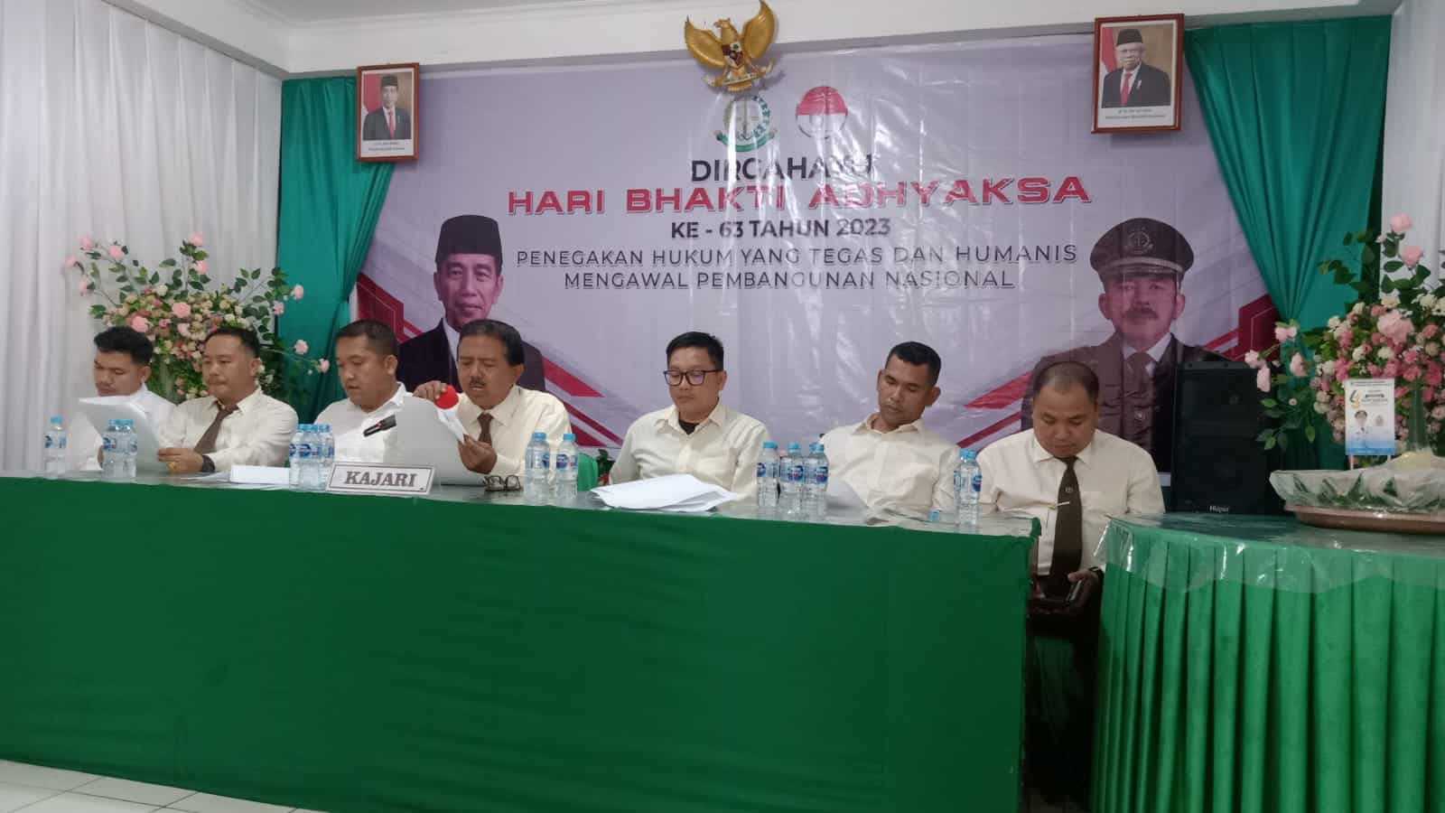 Press release Kepala Kejaksaan Negeri Kapuas Hulu. (Foto: Ishaq/KalbarOnline.com)