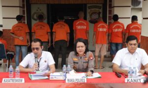 Konferensi pers pengungkapan berbagai kasus tindak pidana, di Mapolres Bengkayang, Rabu (02/08/2023) siang. (Foto: Indri)