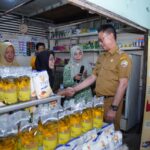 Wali Kota Pontianak, Edi Rusdi Kamtono mengapresiasi dan mendukung keberadaan posko pangan. (Foto: Indri)