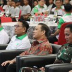 Wakil Gubernur Kalimantan Barat, Ria Norsan dan Ketua HKTI, Moeldoko menghadiri pelantikan pengurus HKTI Provinsi Kalbar periode 2023 - 2028, di Hotel Mercure Pontianak, Jumat (18/08/2023). (Foto: Biro Adpim For KalbarOnline.com)