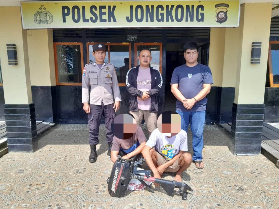 Dua pelaku pencurian speed diamankan Polsek Jongkong Kabupaten Kapuas Hulu. (Foto: Ishaq)