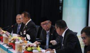 Gubernur Kalimantan Barat, Sutarmidji memimpin RUPS Tahun Buku 2022 BPD kalbar, di Kantor Utama Bank Kalbar, Kota Pontianak, Selasa (22/08/2023). (Foto: Biro Adpim For KalbarOnline.com)
