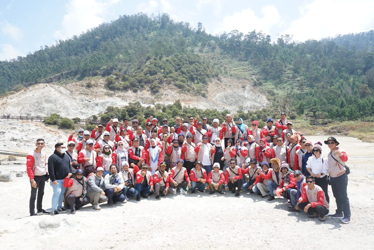 Pemkab serta para kepala desa se-Kayong Utara melaksanakan studi terapan di Desa Jojogan, Kabupaten Wonosobo, Provinsi Jawa Tengah, Rabu (30/08/2023). (Foto: Santo)