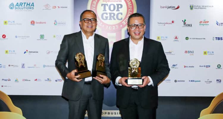 Bank bjb Sabet Tiga Apresiasi di Ajang TOP GRC Award 2023