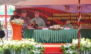 Danrem 121/Abw, Brigjen TNI Luqman Arief memberikn kata sambutan. (Foto: Ishaq)