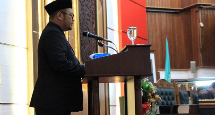 Pj Sekretaris Daerah Kalimantan Barat, Mohammad Bari. (Foto: Biro Adpim For KalbarOnline.com)