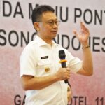 Wali Kota Pontianak, Edi Rusdi Kamtono menjadi keynote speaker dalam Dialog Kepemudaan. (Foto: Prokopim Pontianak)