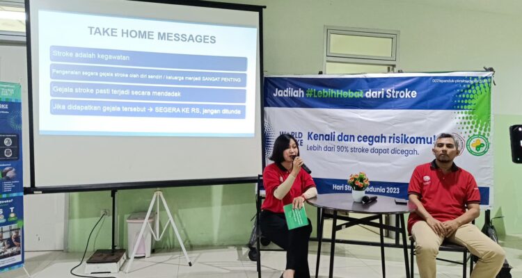 Talkshow Kopi Pancong dengan tema Mengenal Stroke Lebih Baik, Kamis (26/10/23). (Foto: PKRS-Humas/RSUD SSMA)