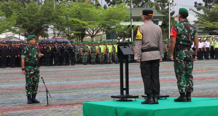 Apel gelar pasukan persiapan kunjungan kerja Presiden RI, Joko Widodo. (Foto: Jauhari)