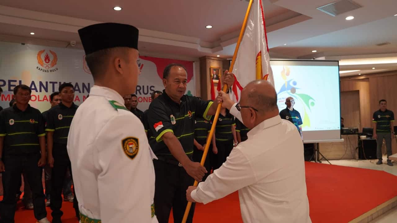 Pelantikan Pengurus KONI Kabupaten Kapuas Hulu Masa Bakti 2023 - 2027. (Foto: Ishaq/KalbarOnline.com)