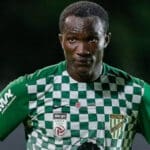 Striker Timnas Ghana, Raphael Dwamena Meninggal Dunia Setelah Jatuh di Tengah Lapangan 13