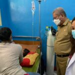Pj Gubernur Kalbar Harisson mengunjungi pasien yang sedang dirawat di RSUD M. Th. Djaman Sanggau / DBD