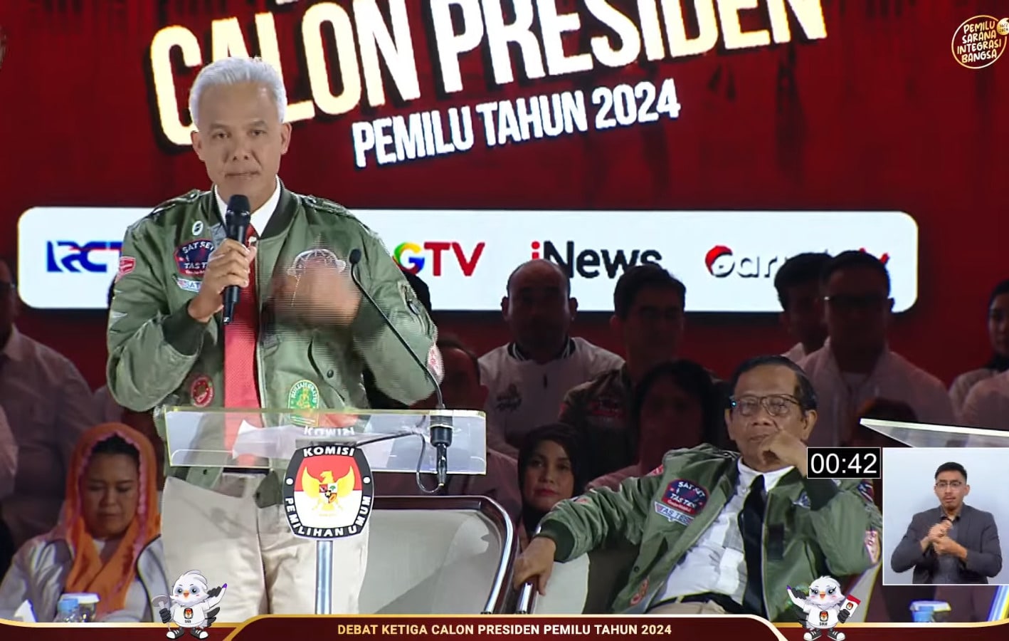 Calon presiden (capres) nomor urut 3, Ganjar Pranowo pada debat capres 2024, Minggu (07/1/2024) malam. (Foto: Istimewa)